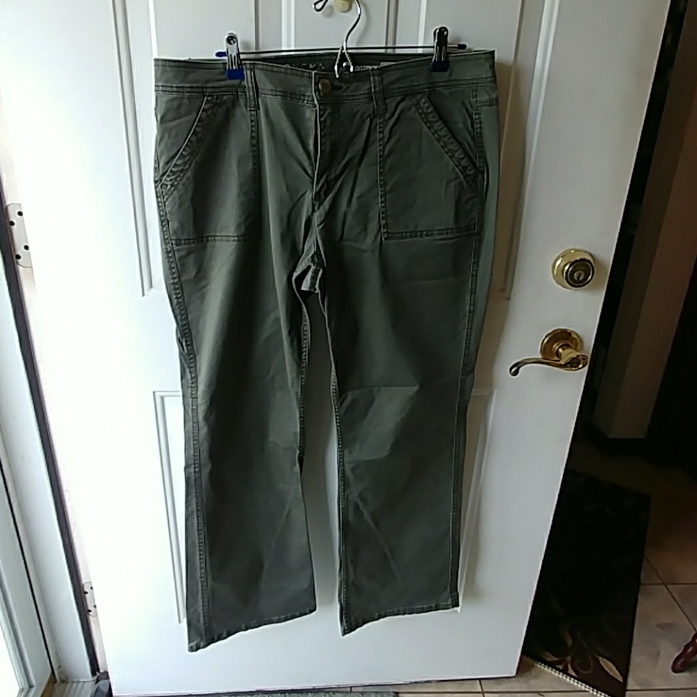 Boot Cut twill pants